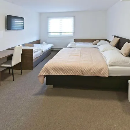 Av Guest house